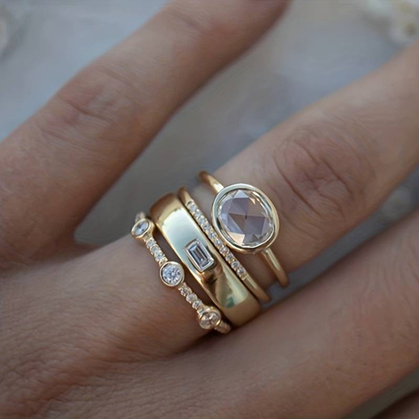 Vintage goldene Zirkonring-Set